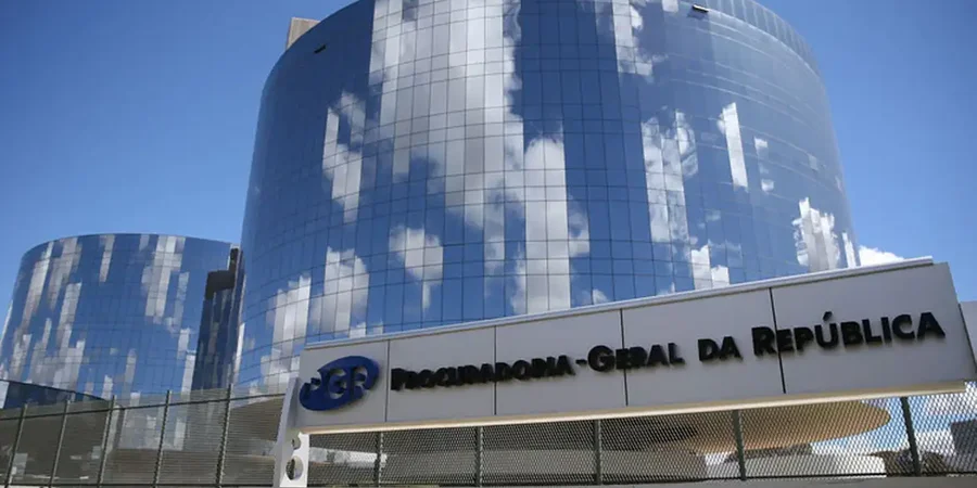 PGR denuncia deputados