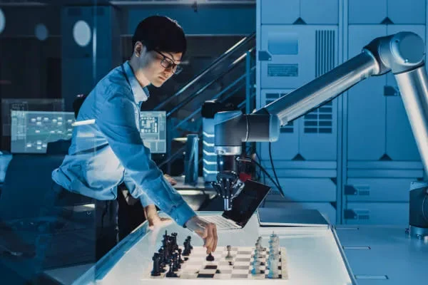A Inteligência Artificial é uma tecnologia que permite que sistemas simulem a inteligência humana. Imagem: Gorodenkoff / Shutterstock