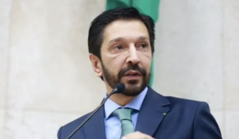 Nunes tira diretores de escolas de SP alegando baixo desempenho dos alunos; professores discordam