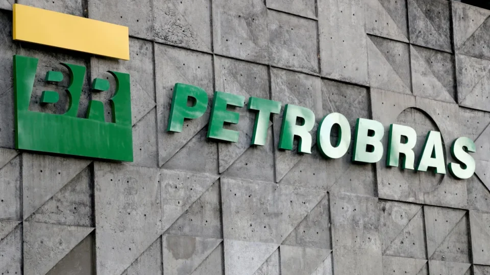 Petrobras mira em países africanos para recompor reservas de petróleo