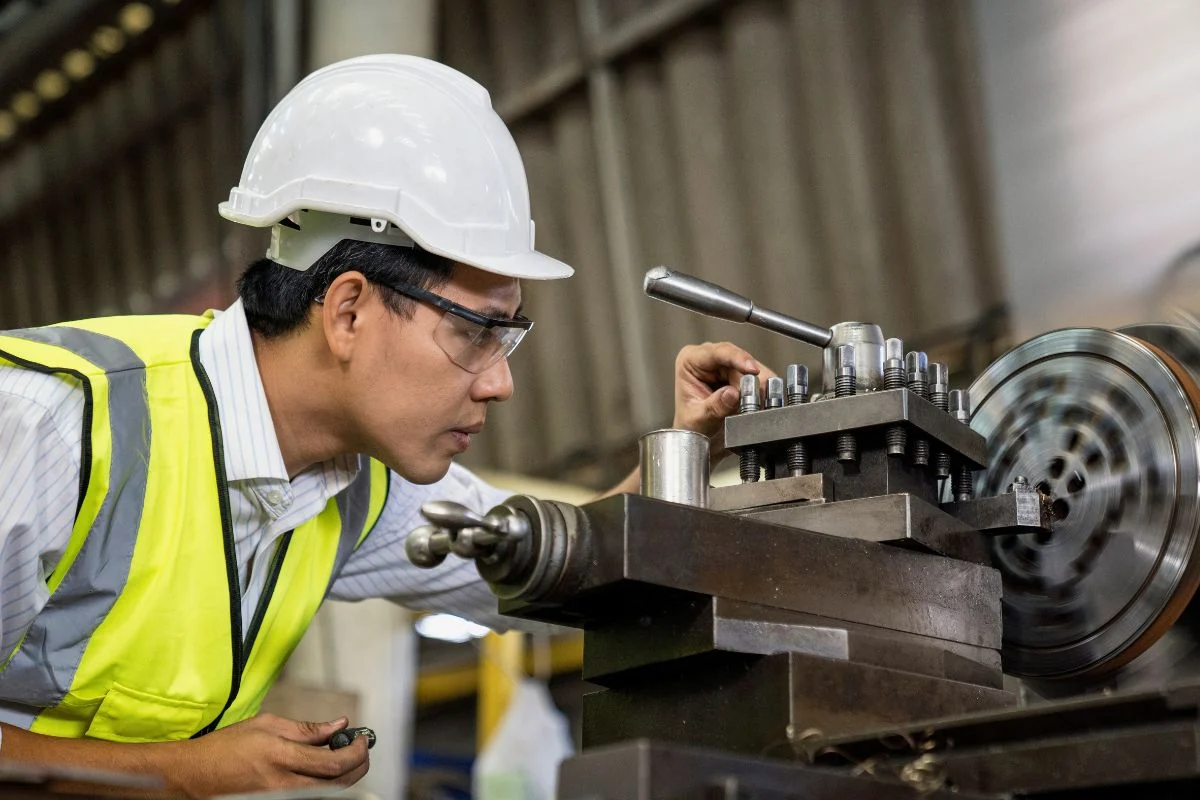 O Conselho Federal dos Técnicos Industriais (CFT) registrou mais de 770 mil técnicos no Brasil. Imagem: Reprodução