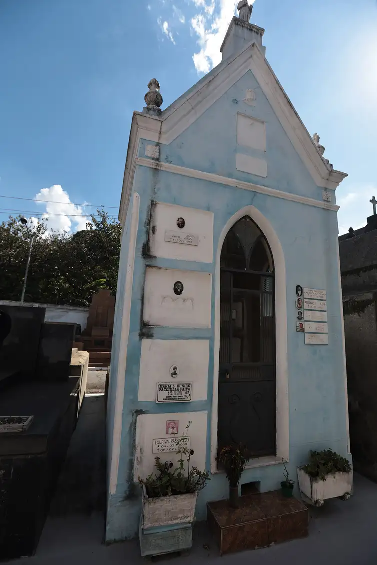Capela com os restos mortais de Eunice Paiva, no cemitério do Araçá, no Pacaembu - Paulo Pinto/Agência Brasil