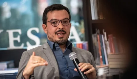 Abraji repudia ataques de Eduardo Bolsonaro ao jornalista Guilherme Amado