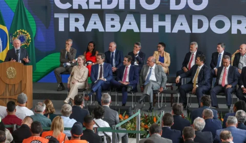Mais de 48 mil pessoas contratam R$ 340,3 mi em consignado para CLT
