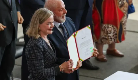 Bolsonaristas reagem com críticas e ofensas a fala de Lula sobre ‘mulher bonita’