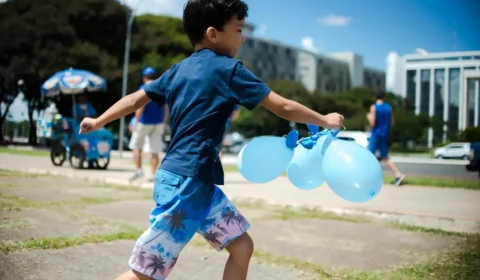 Crianças autistas ganham 9 em cada 10 ações judiciais contra planos de saúde