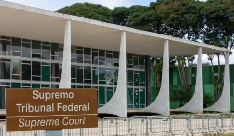 STF derruba 8 leis que facilitam porte de arma em ações movidas pelo governo Lula