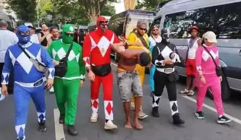 Veja vídeo: policiais civis realizam abordagem fantasiados de Power Rangers