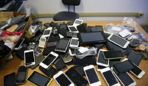 Governo vai enviar notificações para celulares roubados e exigirá entrega na delegacia