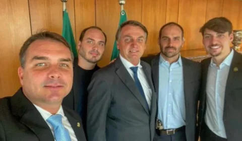 Bolsonarismo sofre 2ª tentativa de debandada, e filhos de ex-presidente reagem