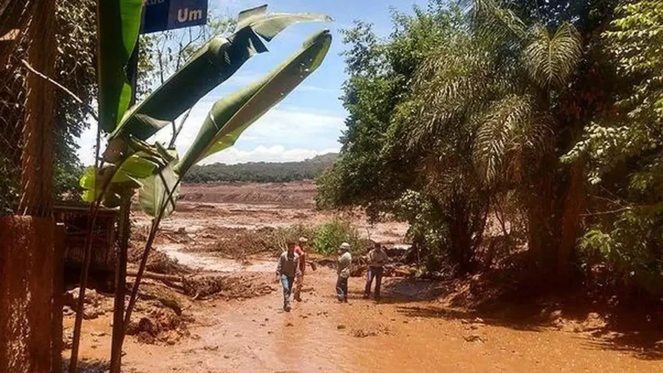 Brumadinho: vítimas processam Vale e cobram MP sobre fim de benefício
