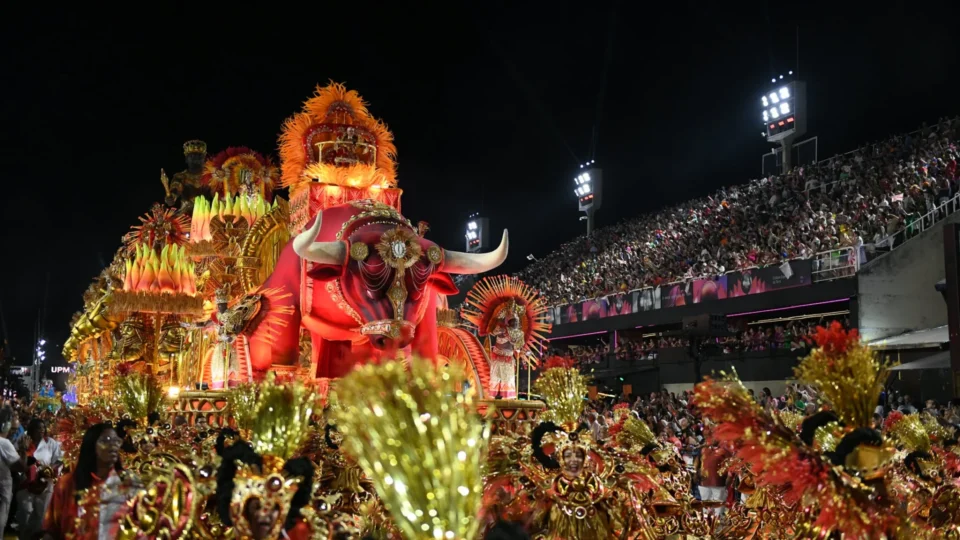 Rebaixamento no Carnaval do Rio gera pressão de políticos e Liesa vai discutir anulação de queda