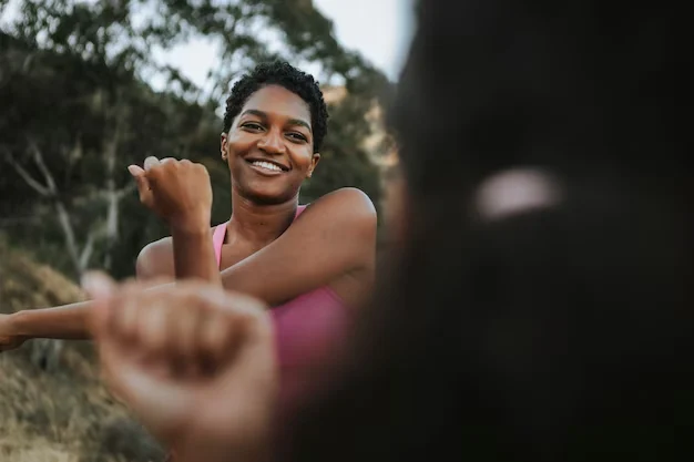 Um dos benefícios da prática de alongamento é que ela não só melhora a flexibilidade, mas também pode reduzir os níveis de estresse e ansiedade. Imagem: Freepik. 