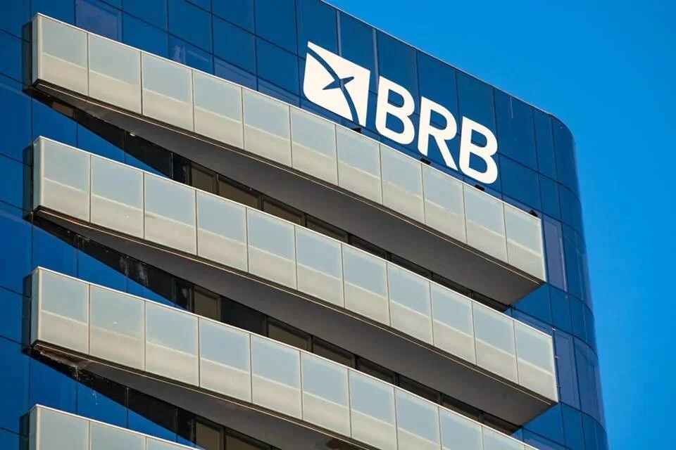 brb, banco master, eduardo moreira