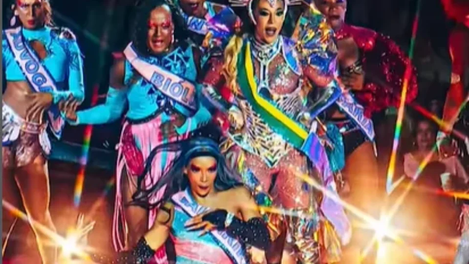 Me sinto vingando Xica Manicongo, diz Erika Hilton, na comissão de frente da Tuiuti