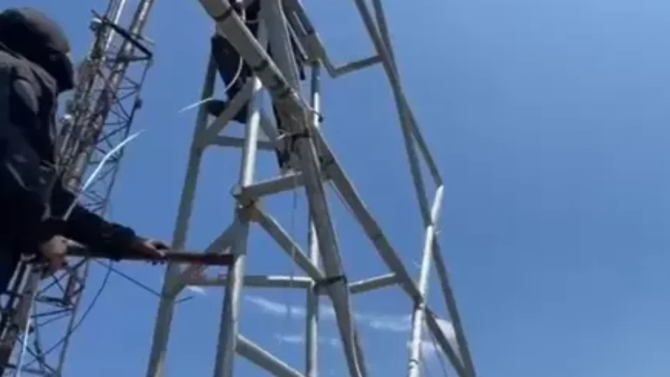 Símbolo usado por criminosos, ‘estrela de Davi’ é removida do topo do Complexo de Israel