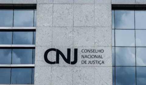 Corregedor do CNJ cria limite de R$ 46 mil para penduricalhos a juízes em tribunal