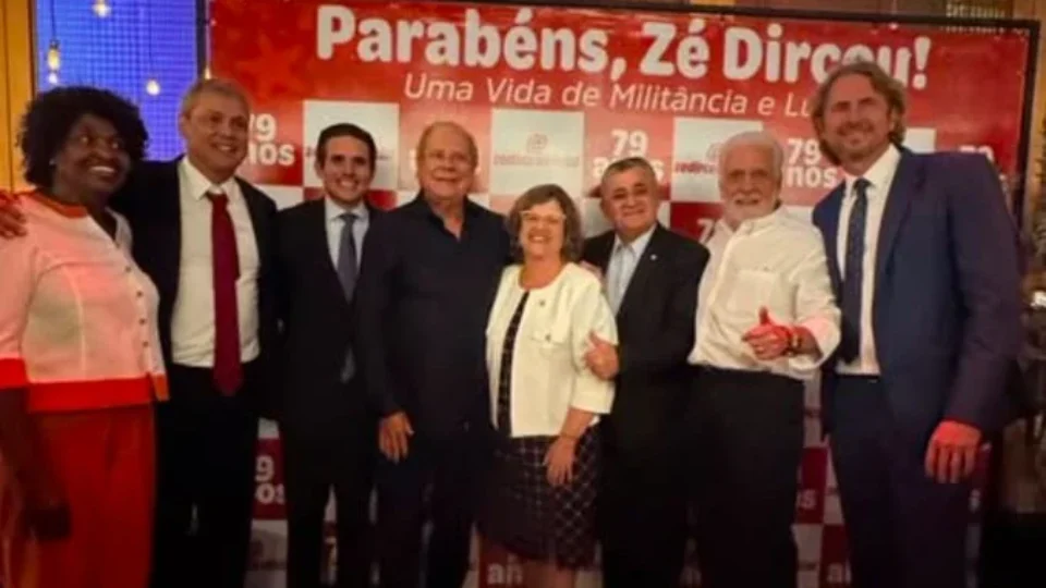 Dirceu reúne ministros de Lula, Hugo Motta e membros do centrão em aniversário