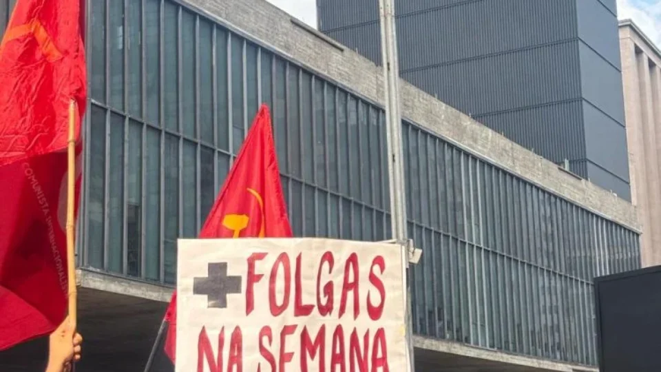 Marcha do Dia da Mulher na Paulista lembra caso Vitória e pede fim da violência