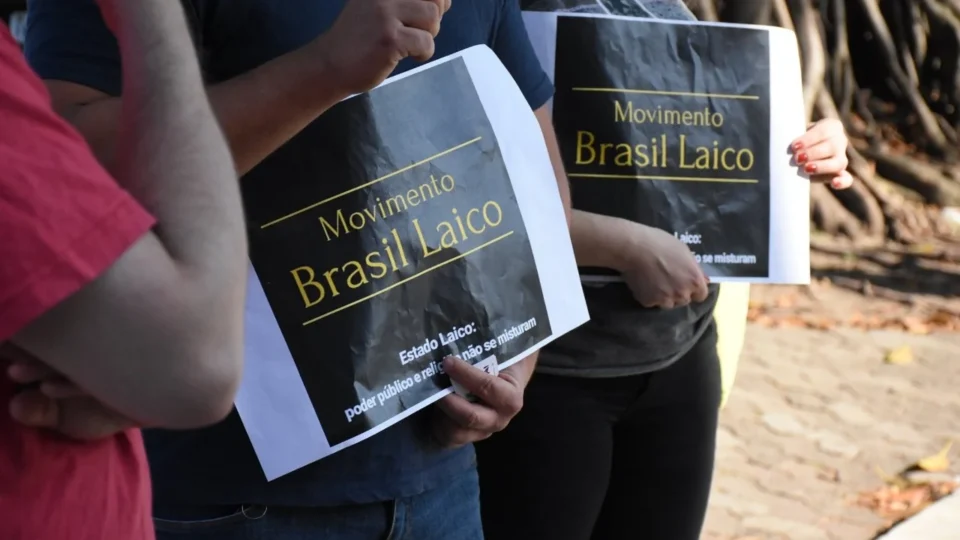 Contra a influência da religião na política, movimento luta pelo ‘Dia do Estado Laico’