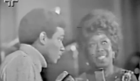 Nem vem que não tem: Wilson Simonal e Sarah Vaughan – II