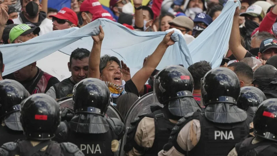 Quem tem medo de militantes?