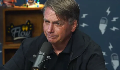 Bolsonaro compara dia seguinte de golpe a brigar com a mulher quando a sogra está em casa
