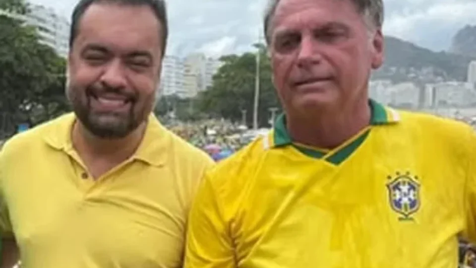 Deputada pede investigação de Castro por mandar PM inflar público do ato de Bolsonaro