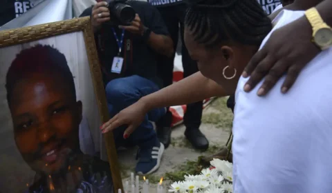 Justiça do Rio condena duas pessoas pela morte do congolês Moïse