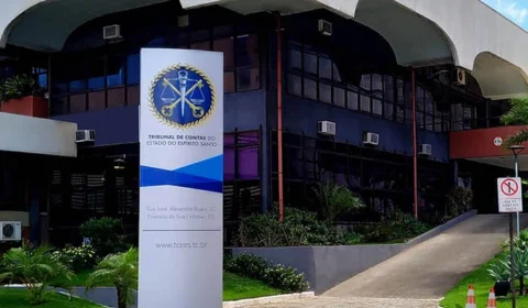 Tribunal de Contas cria penduricalho de mais de R$ 10 mil a conselheiros e pede sigilo