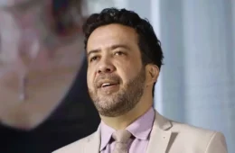 Janones vai devolver R$ 131 mil por rachadinhas após acordo com a PGR