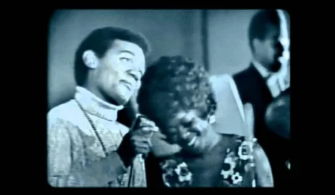 Nem vem que não tem: Wilson Simonal e Sarah Vaughan – II