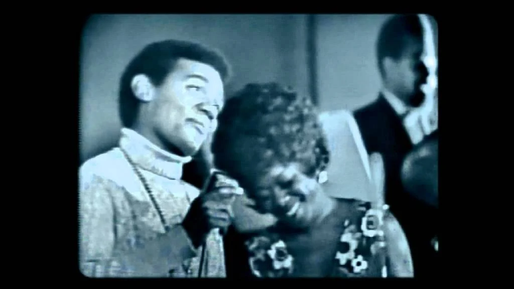 Nem vem que não tem: Wilson Simonal e Sarah Vaughan – II