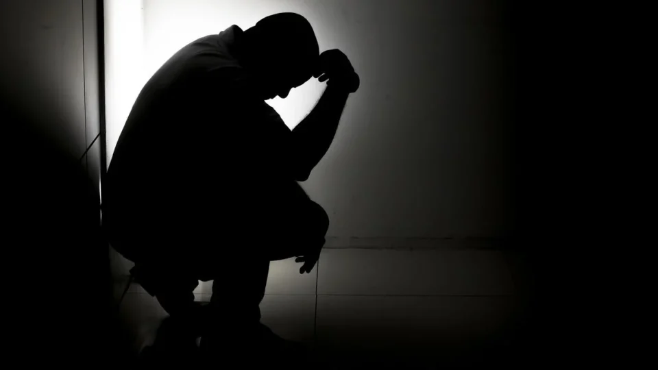 O que há por trás da epidemia de ansiedade e depressão no Brasil?
