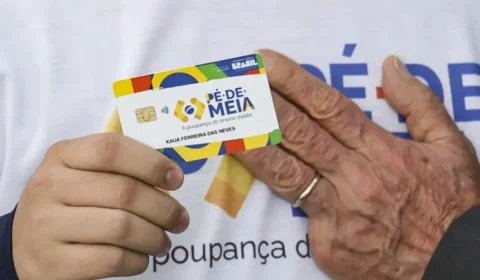 Estudantes do Pé-de-Meia podem escolher como investir benefício