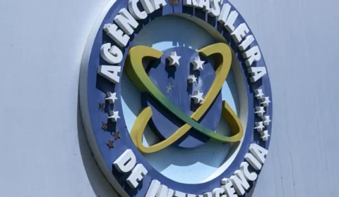 Servidores da Abin suspeitam da PF em caso de vazamento de operação contra o Paraguai