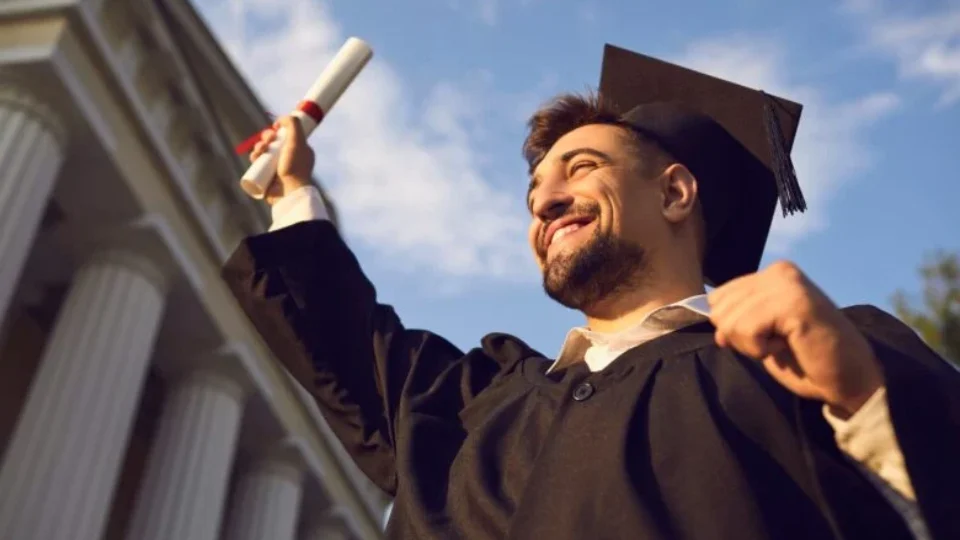 Veja 20 cursos superiores para se formar em dois anos