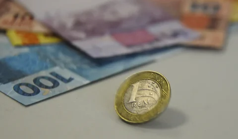 Real lidera projeção de valorização entre moedas emergentes até 2035