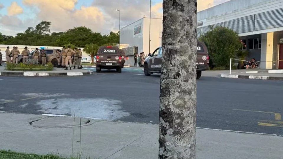 Tiroteio em ação da PM deixa 12 mortos no último dia de carnaval em Salvador