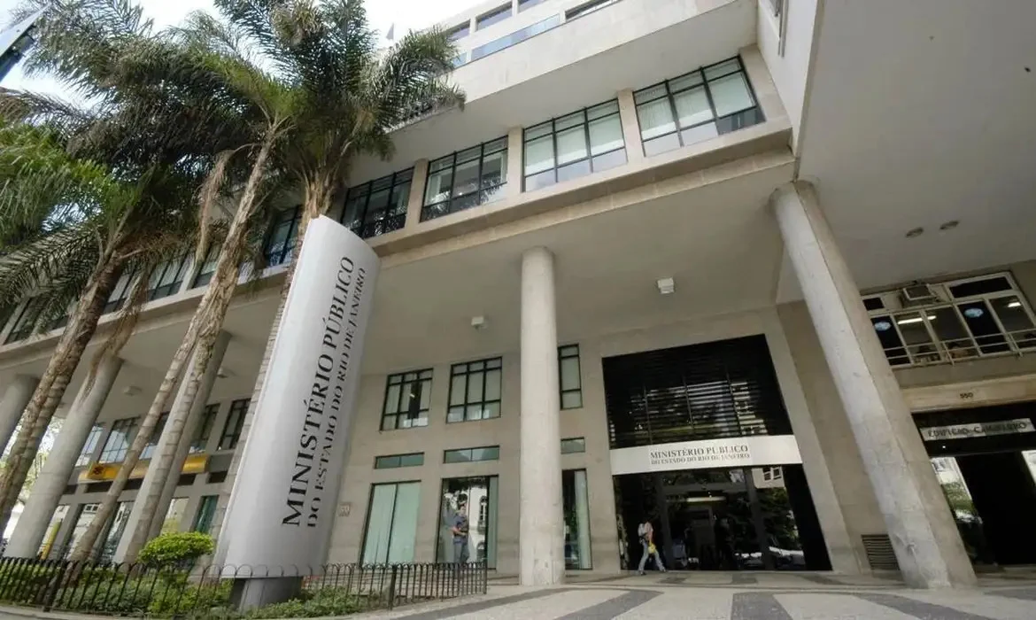 Gratificações fazem 90% dos salários no MPRJ superarem R$ 100 milGratificações fazem 90% dos salários no MPRJ superarem R$ 100 milGratificações fazem 90% dos salários no MPRJ superarem R$ 100 mil