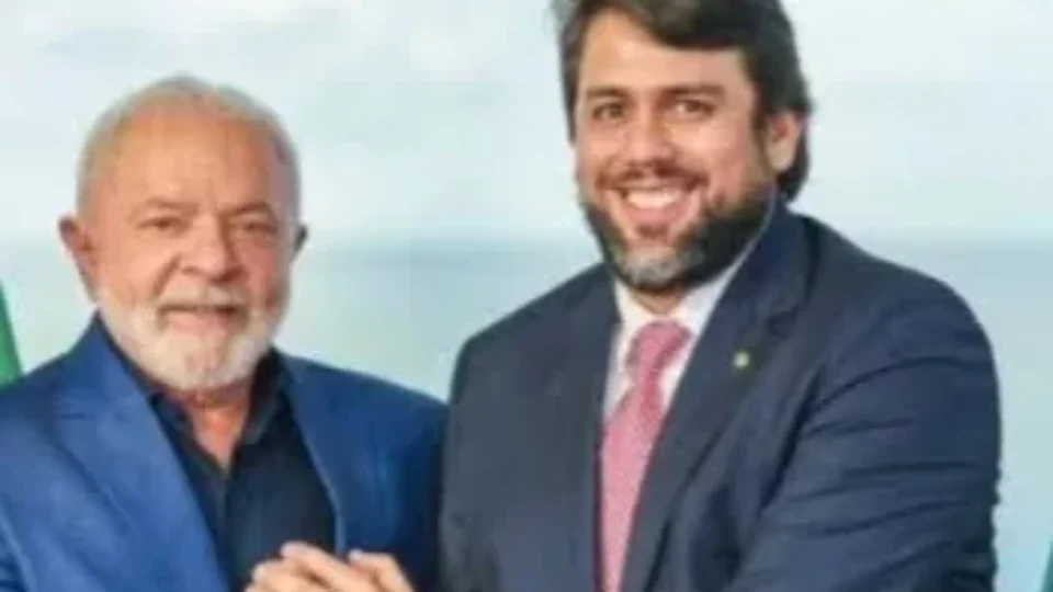 Lula vai receber União Brasil para oficializar troca em Ministério das Comunicações
