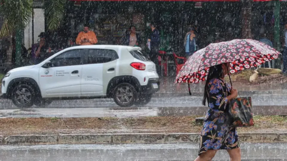 Previsão do tempo: Chuvas intensas e ventos de até 60 km/h marcam a quinta-feria (10)