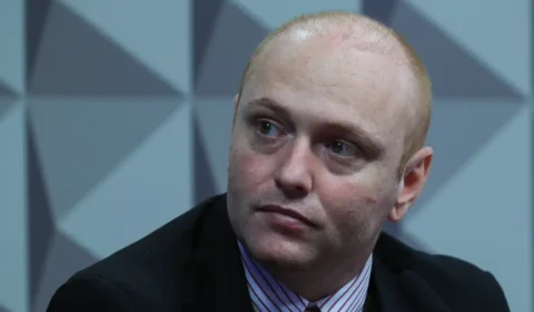 Moraes reduz pena de hacker Walter Delgatti em 100 dias após aprovação no Enem