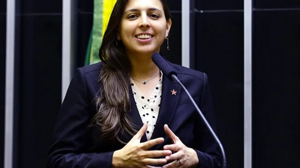 Deputada aciona MP contra Clube Militar após evento de comemoração do golpe de 64