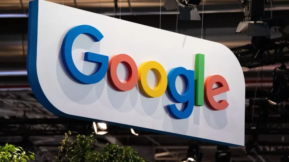 Google apresenta auxiliar digital em hospital e quer popularizar funcionários de IA