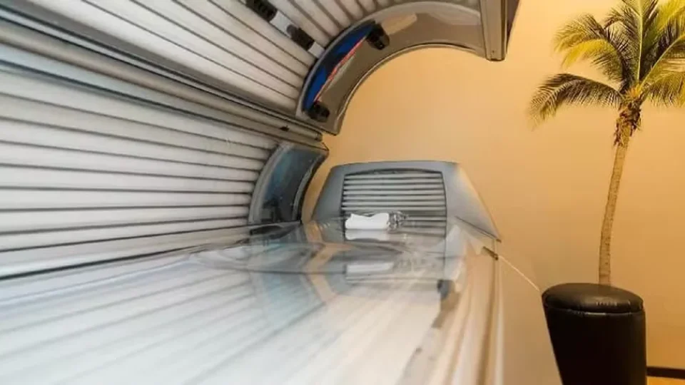Anvisa proíbe lâmpadas usadas em equipamentos de bronzeamento artificial