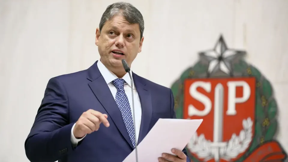 Tarcísio venceria disputa para Governo de SP se eleição fosse hoje, aponta Datafolha