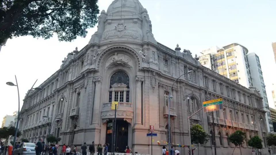 Governo do Rio de Janeiro proíbe visita do relator da ONU a prédio do Dops