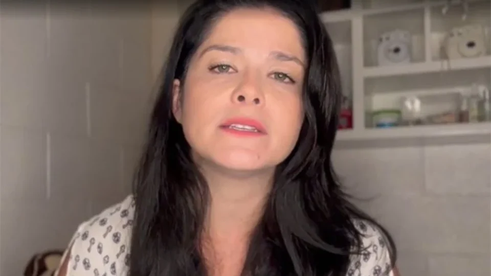 Juiz condena alunas do Vera Cruz por racismo contra filha de Samara Felippo