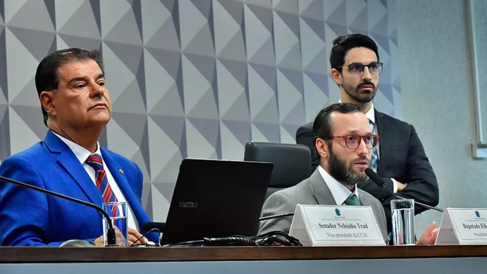 PL avança sobre Comissão de Inteligência em meio a nova crise na Abin